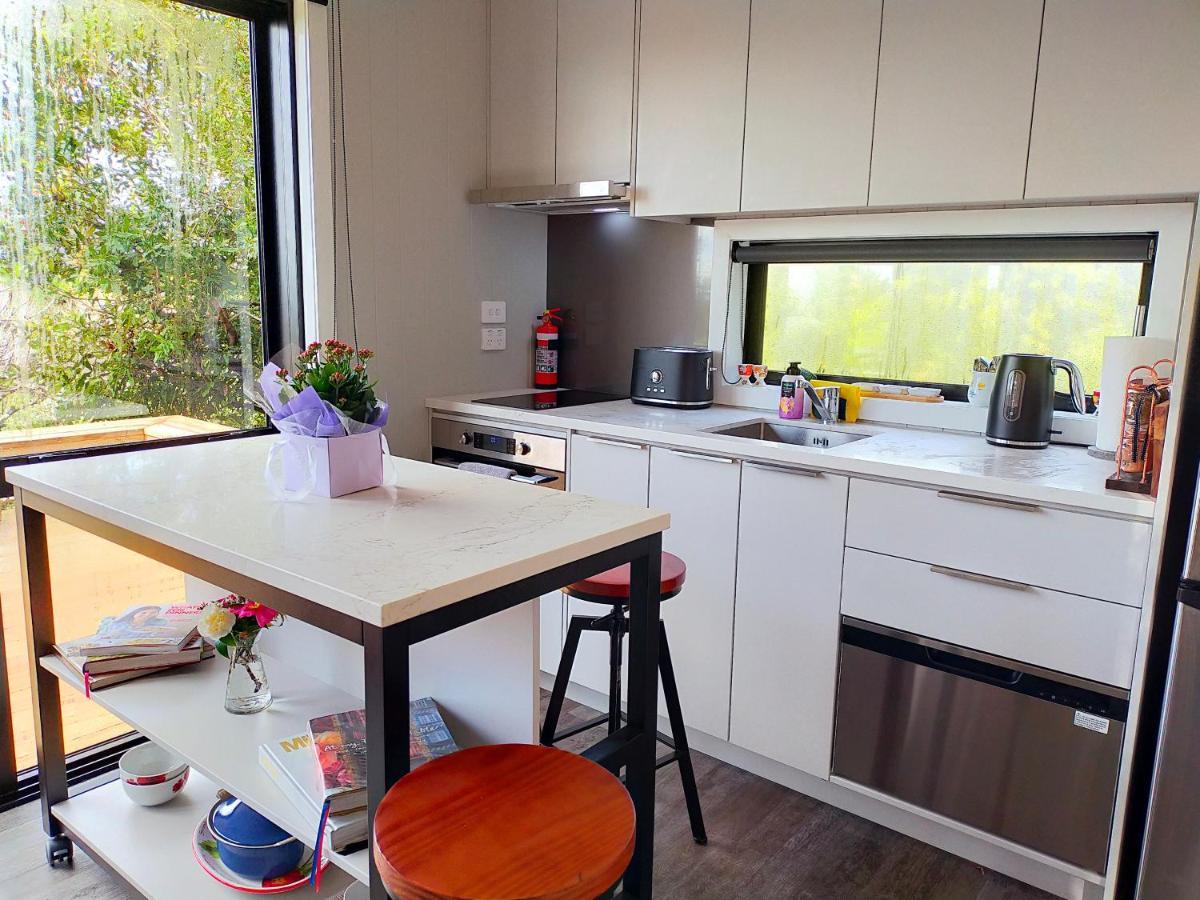 Secluded, Private Rural Retreat Mins From Warkworth -"Avondale" Minihouse Villa Екстериор снимка